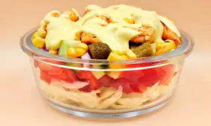 Czy można zamrozić sałatkę gyros? Ważne wskazówki i porady