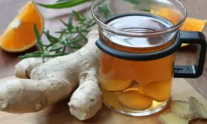 Naturalne herbaty, które szybko udrożnią twoje jelita bez wysiłku