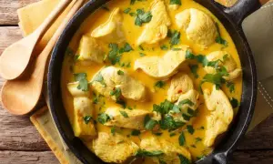 Jak zrobić kurczaka w curry - prosty przepis, który zachwyci smakami
