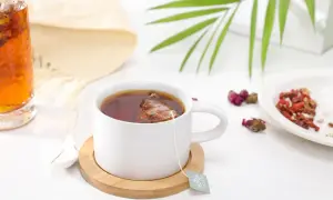 Herbaty, które skutecznie obniżą poziom cukru we krwi. Naturalne sposoby walki z cukrzycą