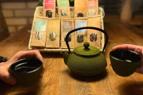 Jaka herbata odchudza? 6 skutecznych rodzajów i ich działanie