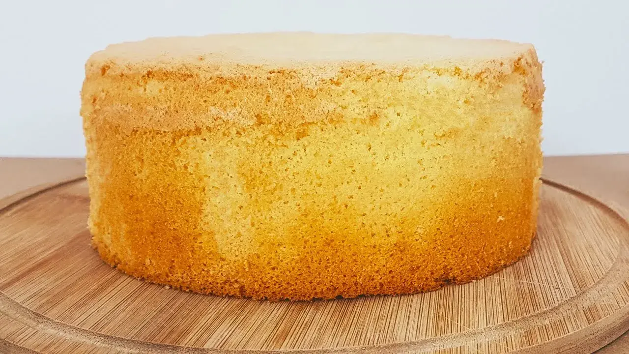 Idealny biszkopt na ciasto krówka: prosty przepis krok po kroku bez wpadek